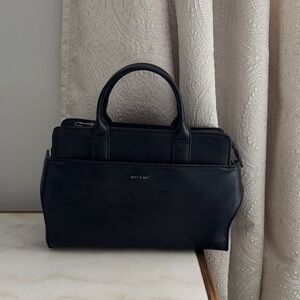 Matt & Nat Classic Black Purse